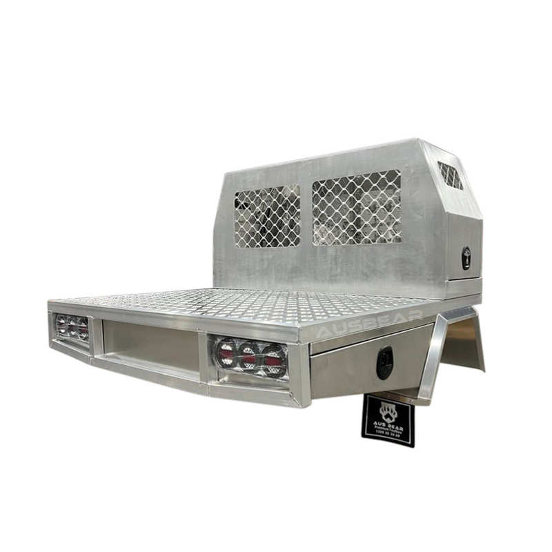 600mm Dog Box